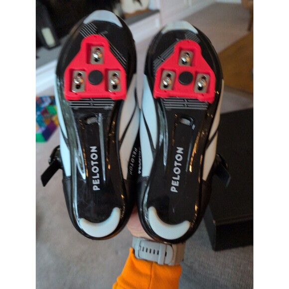 EUC Peloton cycling bike shoes with look delta cleats EU 42 US women's 11 - Picture 6 of 7